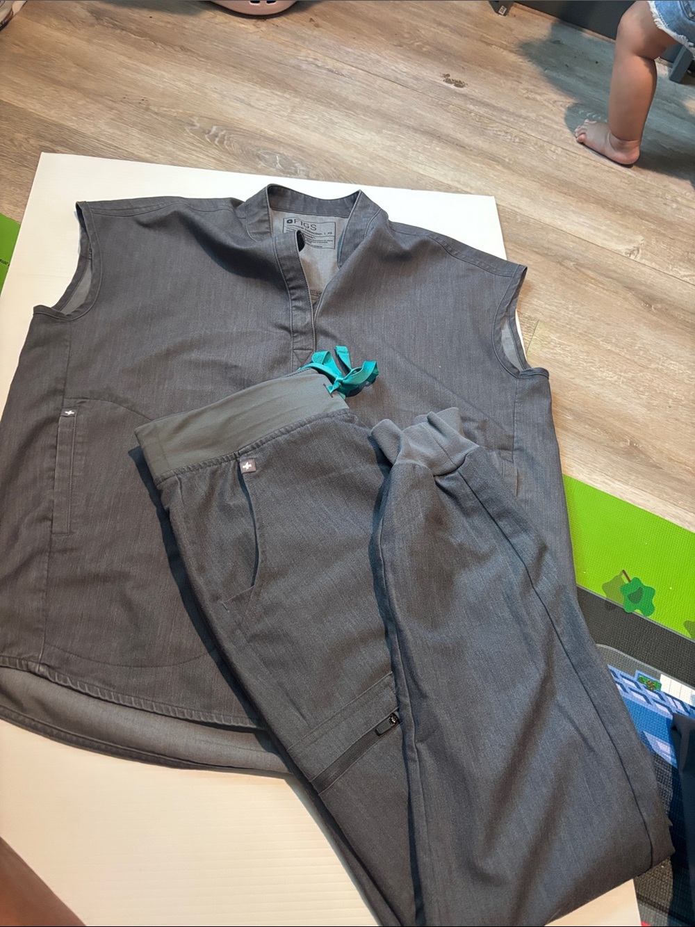FIGS Women's Grey Scrub Pantsuit with Teal Drawstring